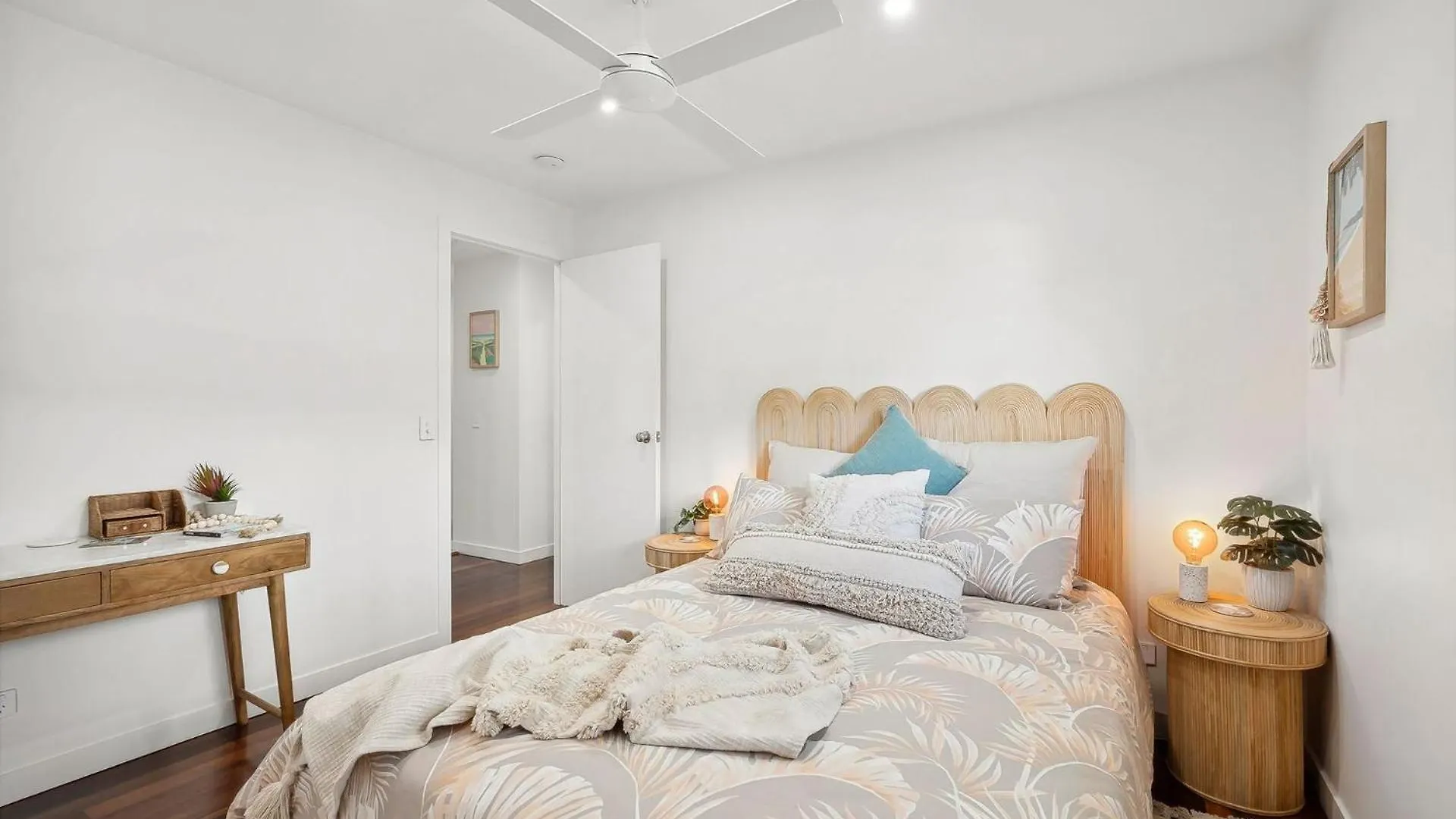 Treasureview Beach House #9 -Entire Property Coolum Beach