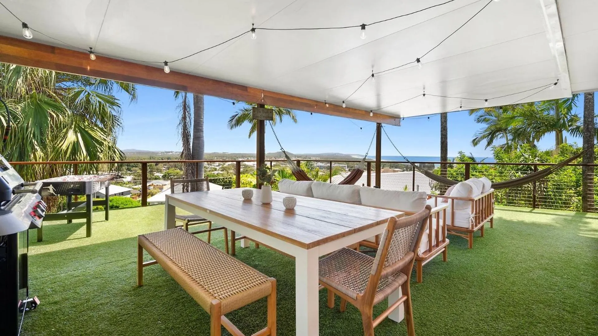 Treasureview Beach House #9 -Entire Property Coolum Beach